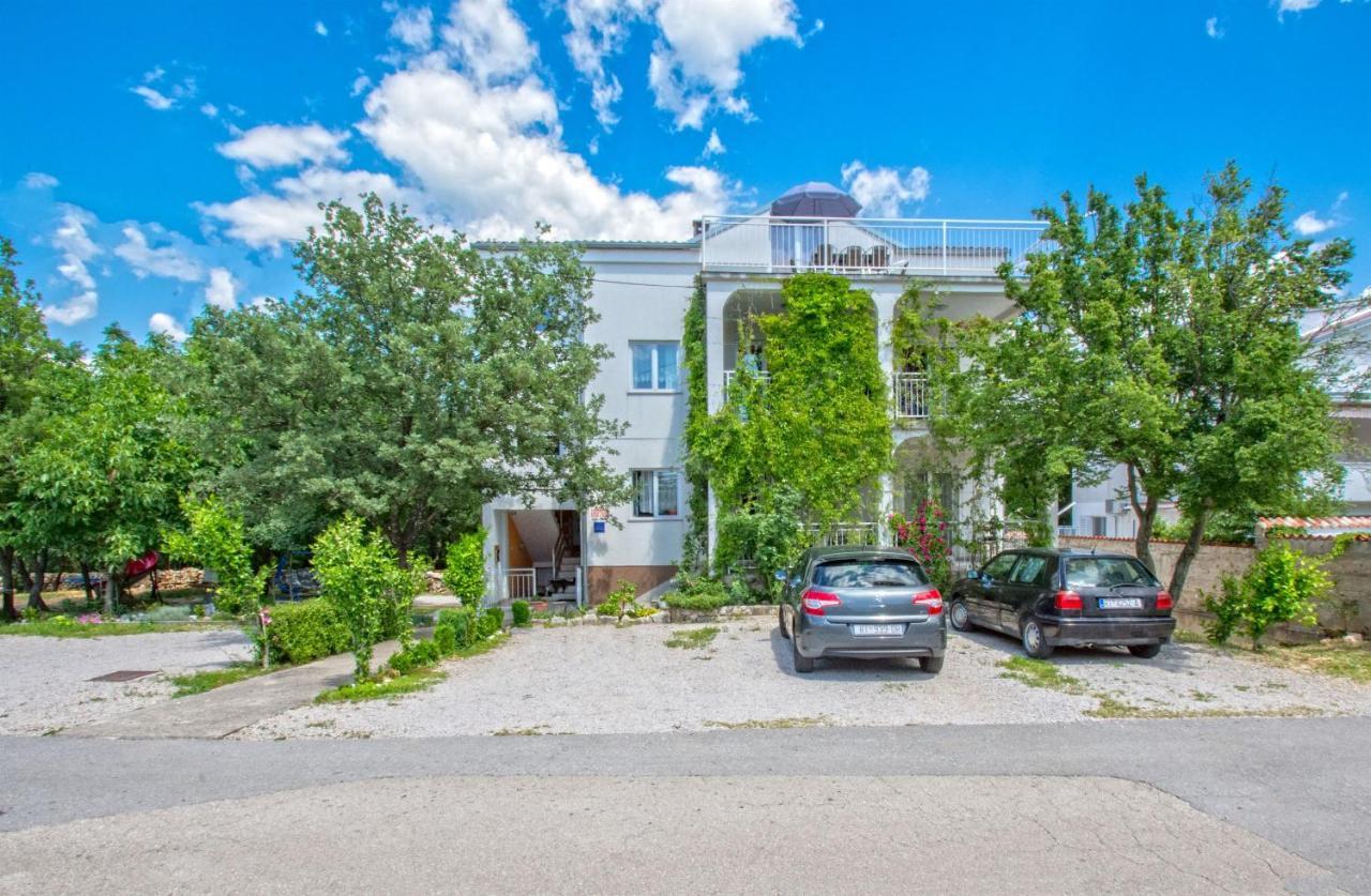 יאדראנובו Apartments Tajci מראה חיצוני תמונה