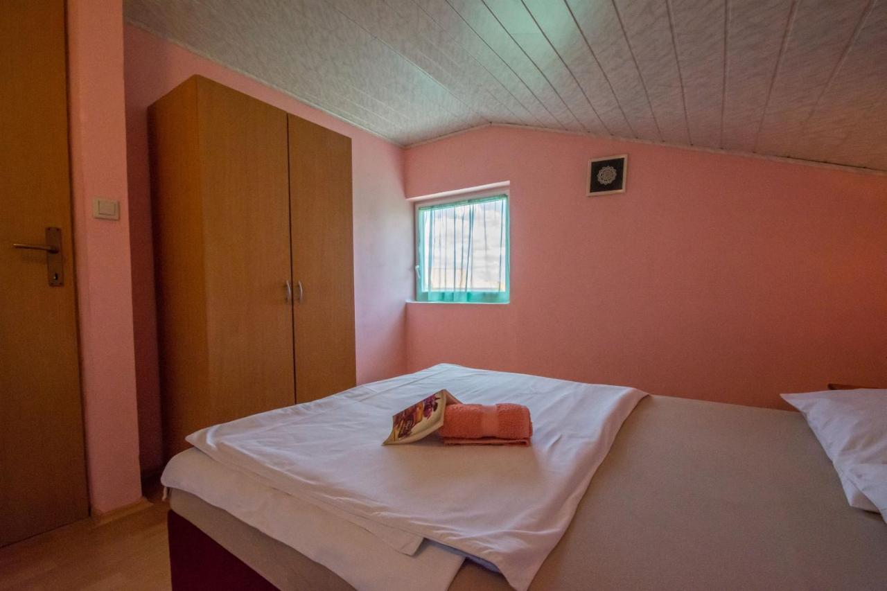 יאדראנובו Apartments Tajci מראה חיצוני תמונה