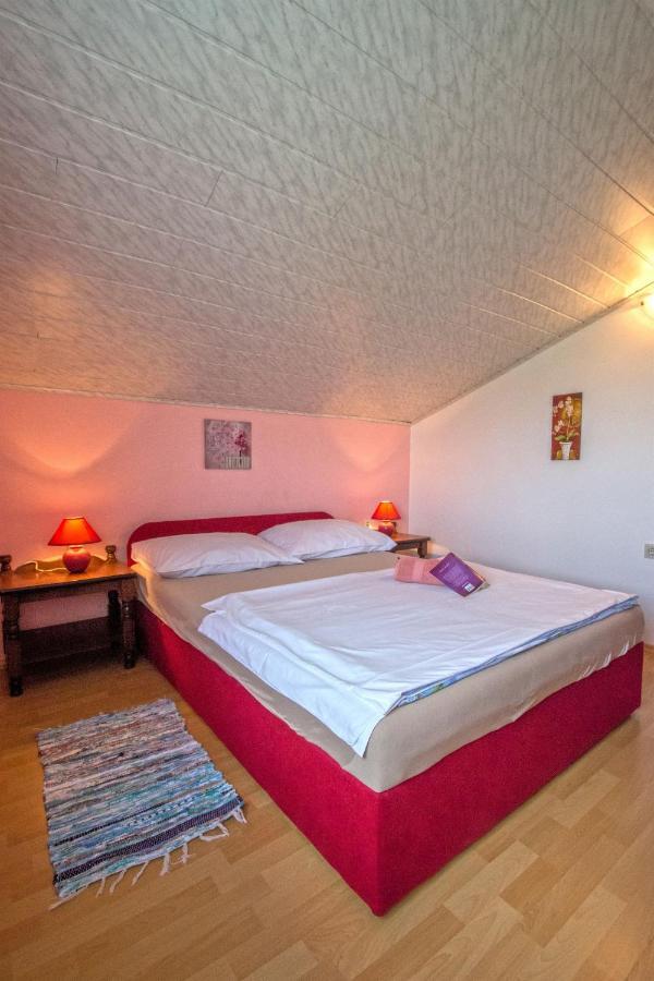 יאדראנובו Apartments Tajci מראה חיצוני תמונה